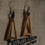 triangle earring made of cherry wood ethical jewelry, nature jewelry waxed, handmade