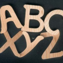 Alphabet in solid ash wood height 5cm 