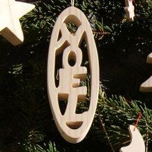 Christmas bauble 12 cm in solid spruce wood, handmade nature decoration