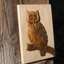 Low relief carved Owl handmade in Savoie