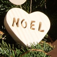 Wooden Christmas ball heart to hang on your tree