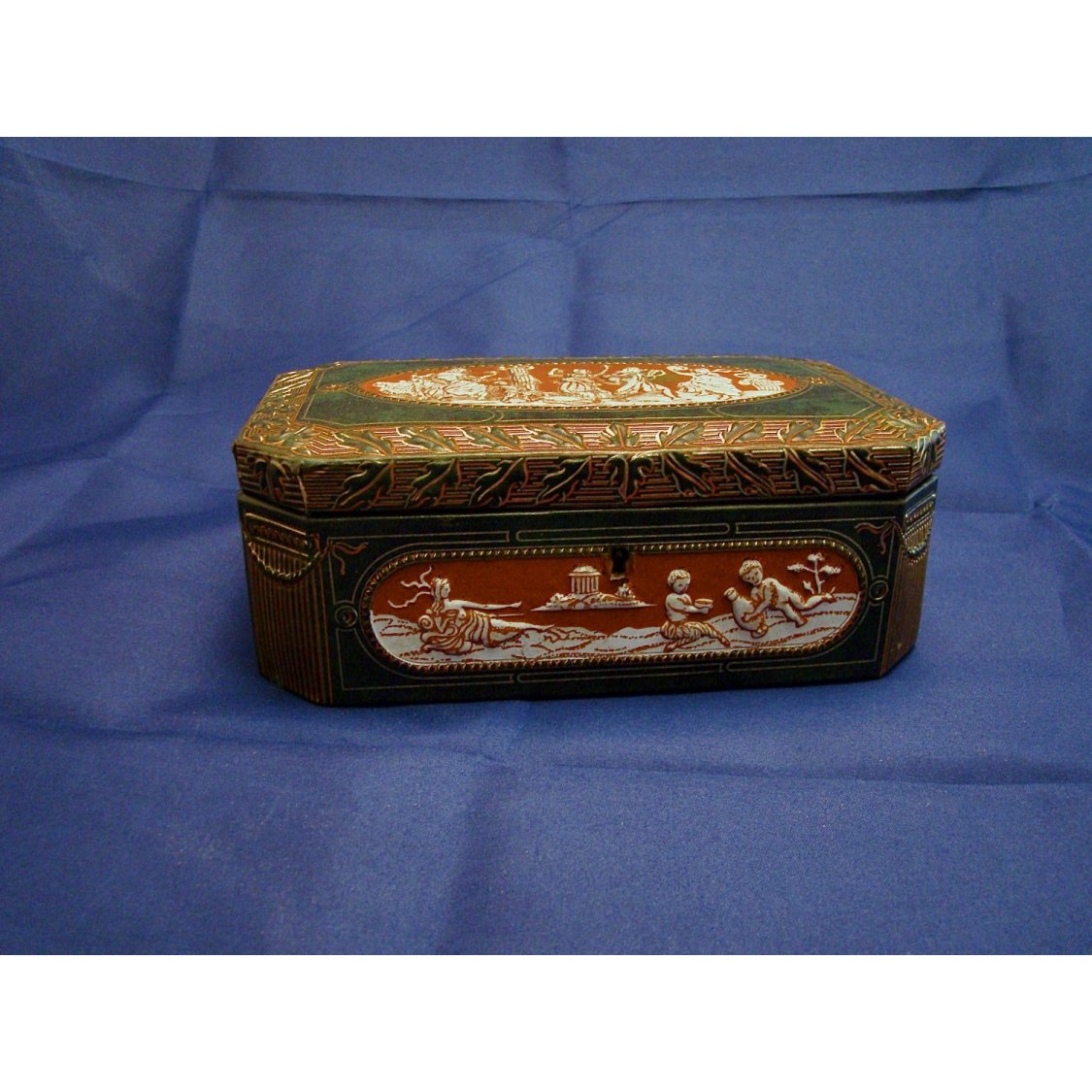 Vintage Jewelry Box with lock