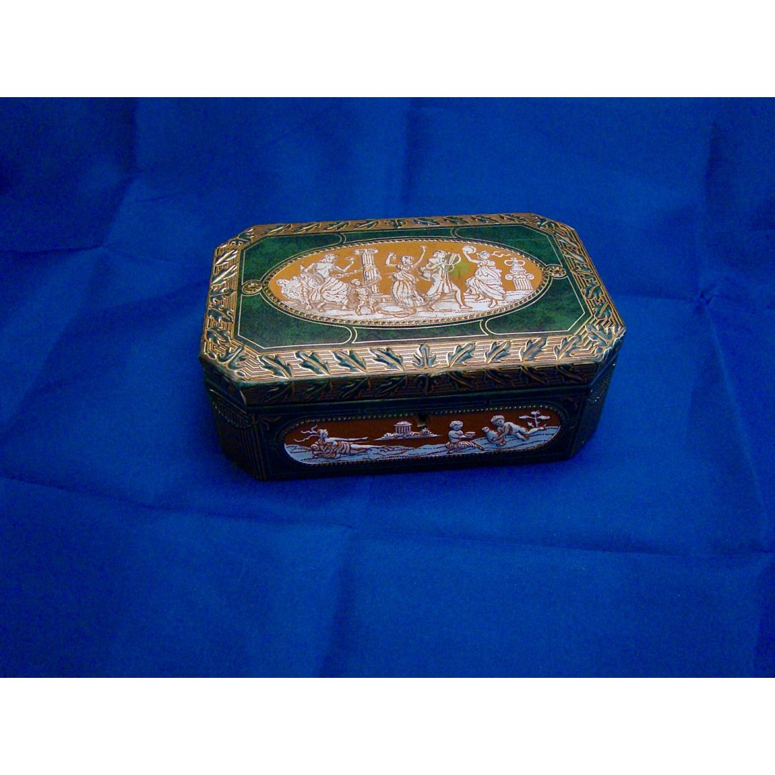 Vintage Jewelry Box with lock