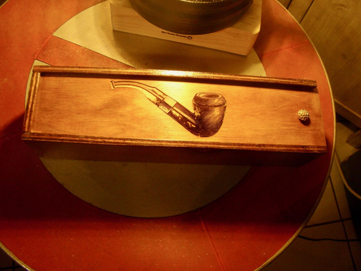 Vintage pipe box with pipe