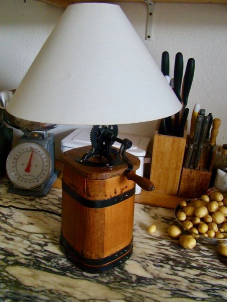 Lampe Baratte &agrave; beurre ancienne 