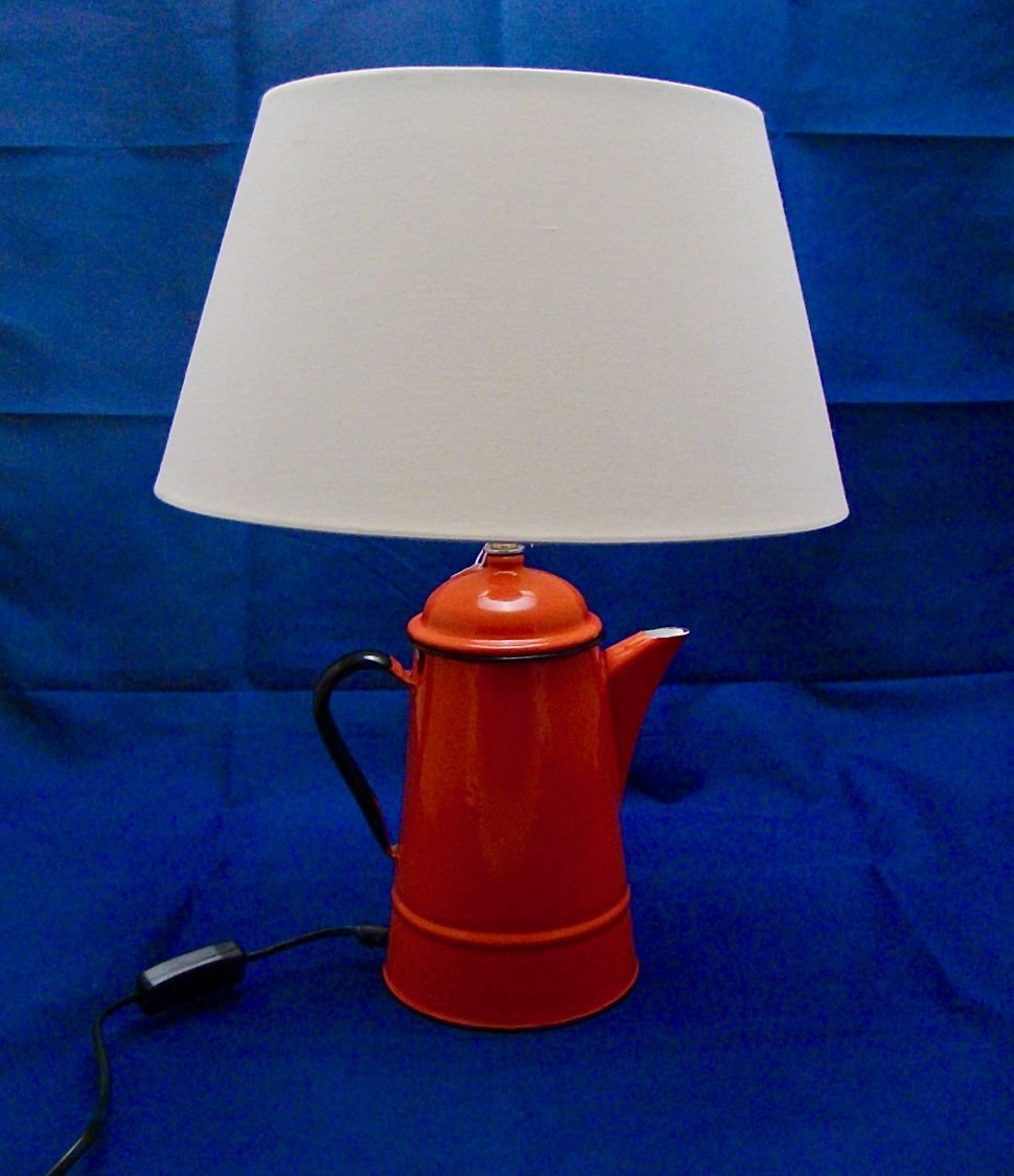 Lamp Cafetière red, old, in enamelled sheet metal