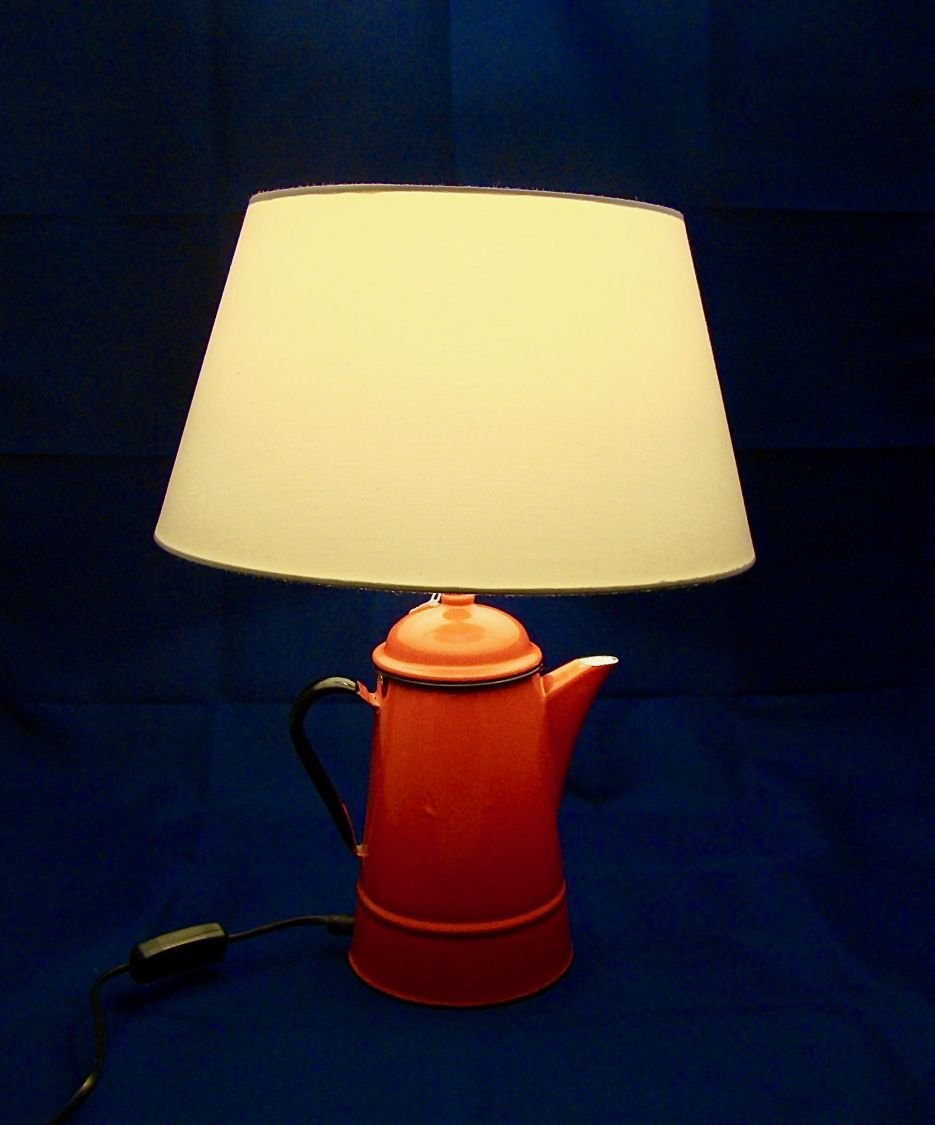 Lamp Cafetière red, old, in enamelled sheet metal