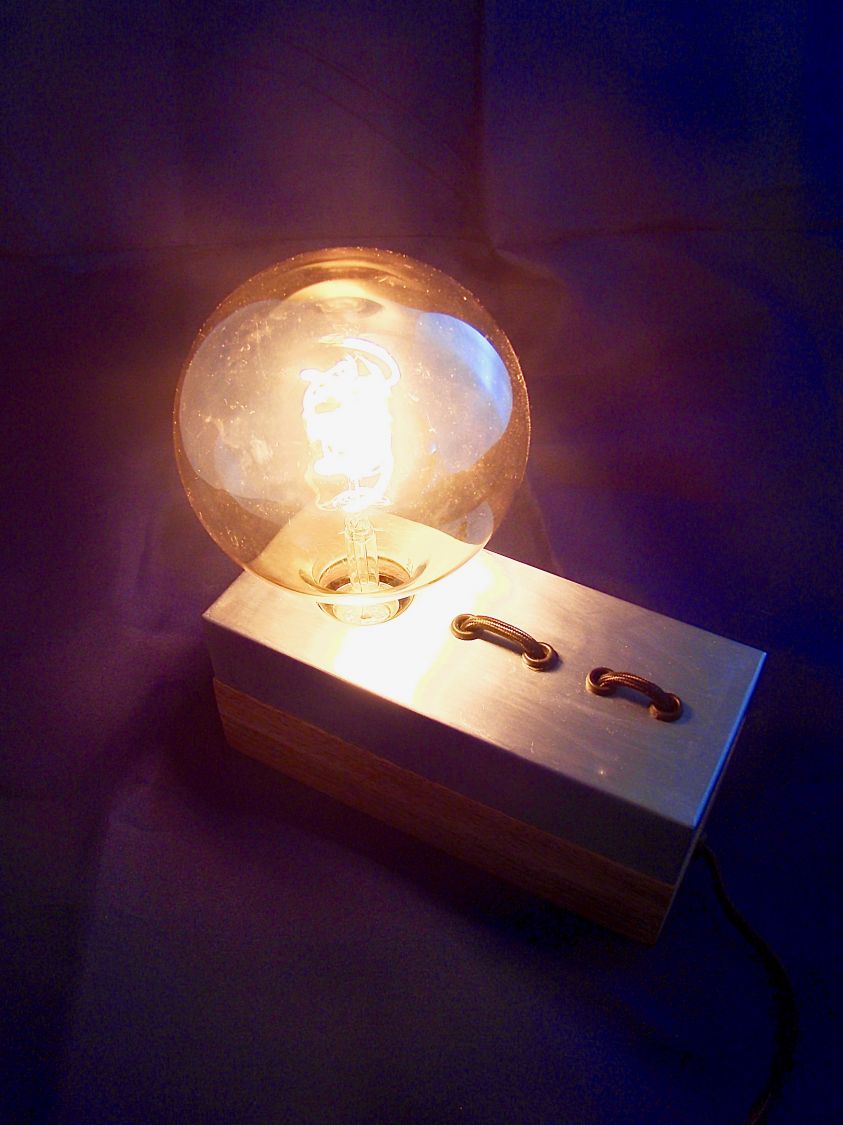 Design desk lamp