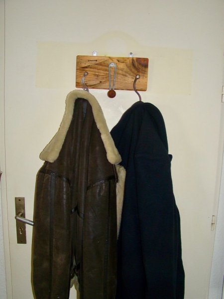 Small recycled coat rack