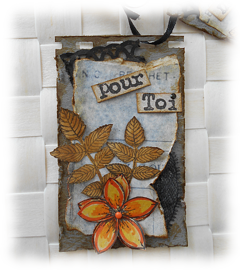 Minis cartes en duo scrapées altérées, rétro, sur fond gris et fleur orange "Pour toi de moi"