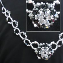 Notice of black & silver honshu necklace