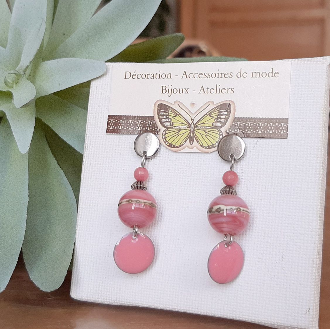 boucles d'oreilles pour oreilles percées rose guimauve