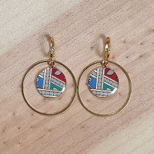 Gold/red/blue/green dangling earrings