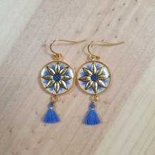 Gold/blue flower pendant earrings