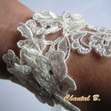 Ivory lace and rhinestone wedding cuff bracelet