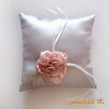 wedding ring cushion in grey satin with salmon flower in silk muslin