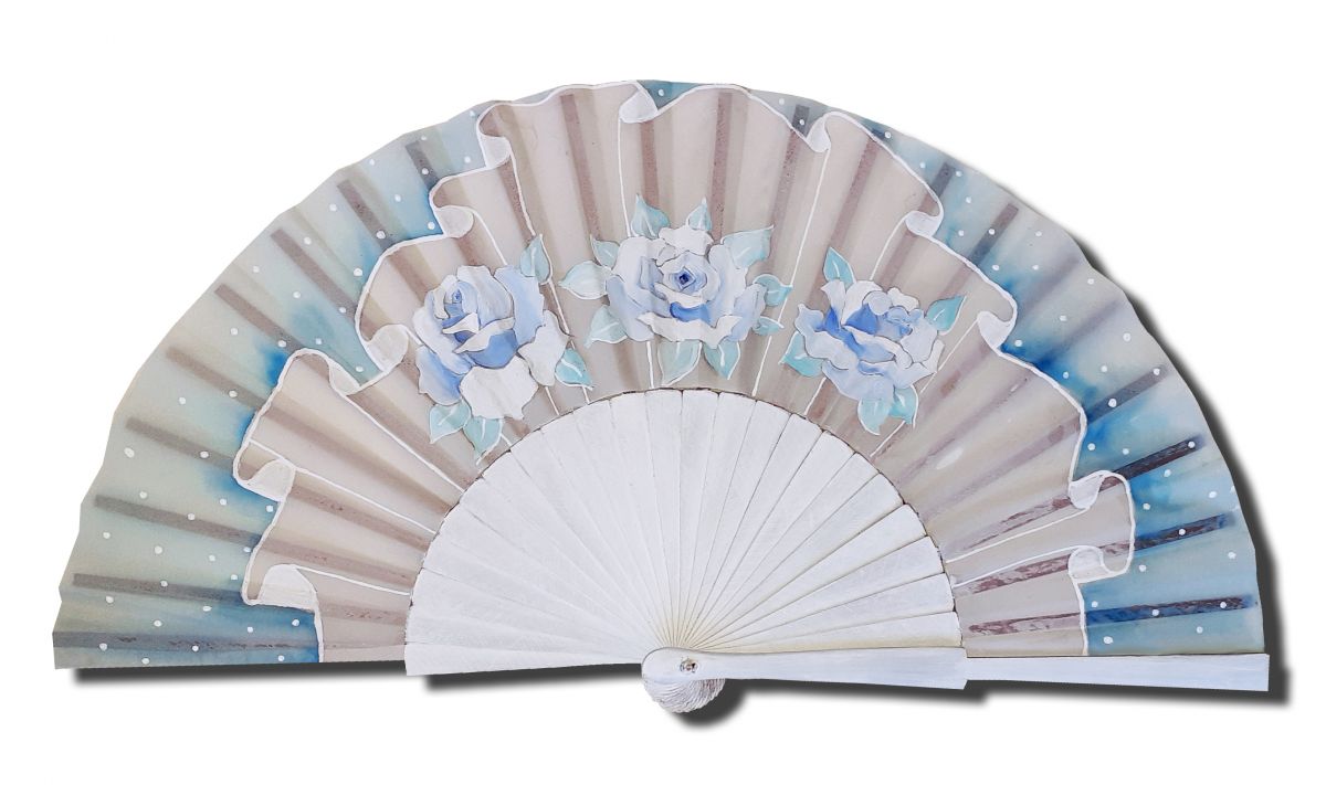 A beautiful hand-drawn and hand-painted silk fan for a perfect "Big Day".