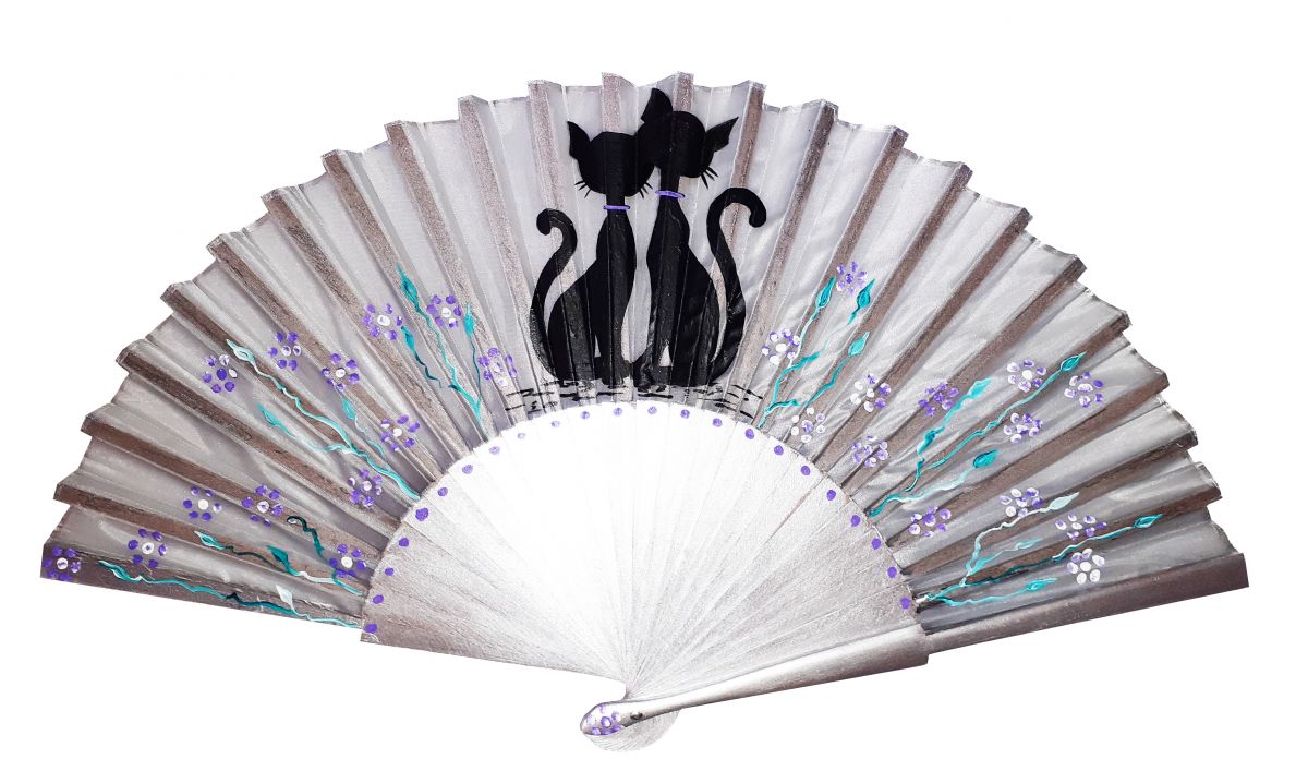 Hand drawn and painted satin fan "Printemps des charmes