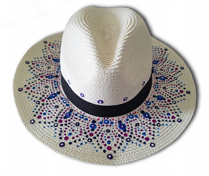A nice Panama style hat made of coated straw for better protection