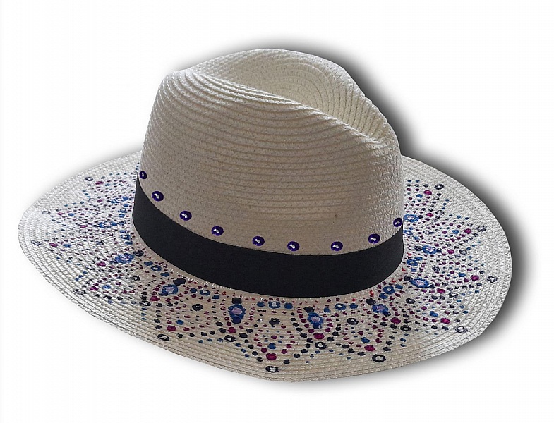 A nice Panama style hat made of coated straw for better protection