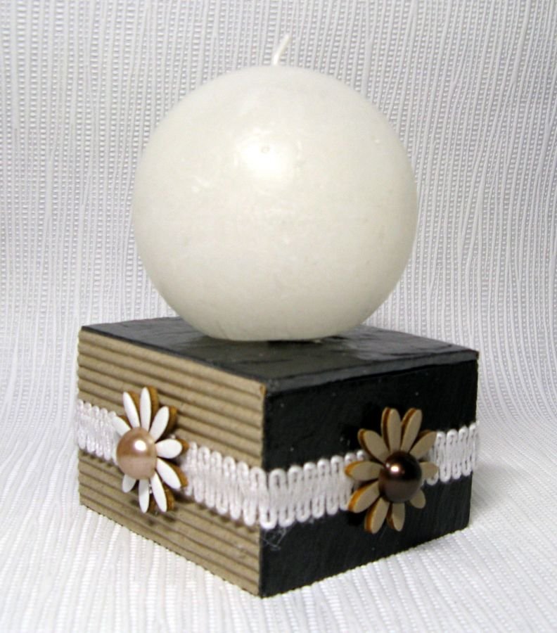 Shabby Chic Style Candle Holder in Wood and Slate with Floral Pattern, Unique Creation