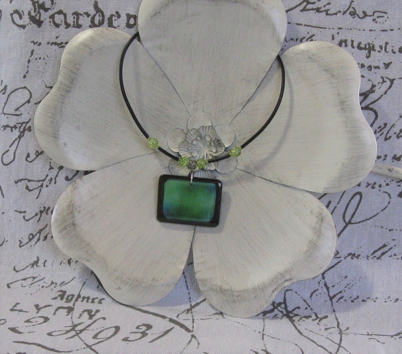 Green Pendetif Necklace in Slate and Resin, Unique Creation