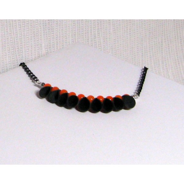 Black silicone and orange beads necklace for women