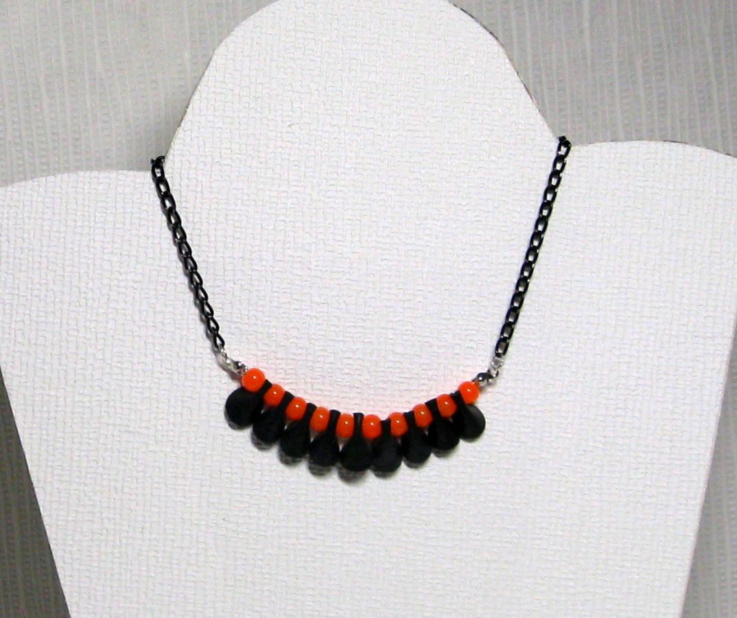 Black silicone and orange beads necklace for women