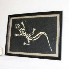 Animal painting Lizard Enamelled ivory color on Slate, Unique Creation