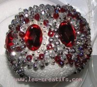 Red cabochon ball