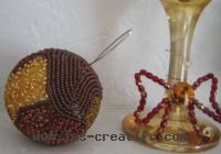 Christmas bauble with seed beads