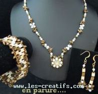 Tila and Magamata pearl jewelry set
