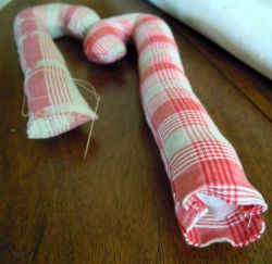 Making fabric candy canes