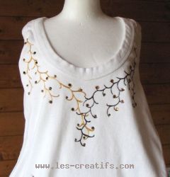 A personalized rhinestone top for summer