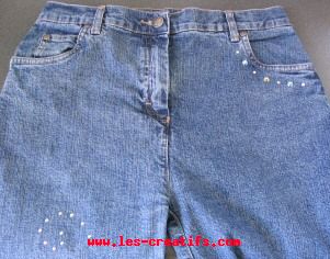 customize jeans with rhinestones