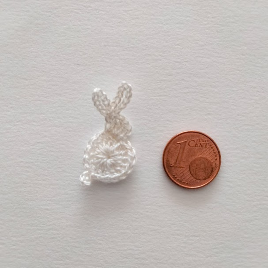 Little Rabbit Appliqué "White