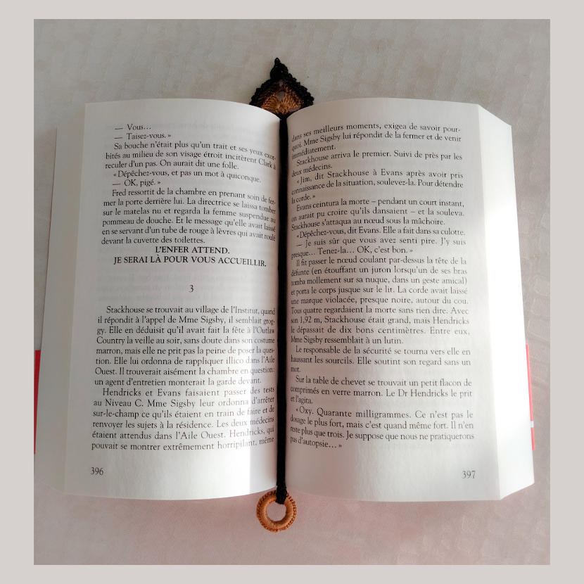 Leaf" bookmarks - Pocket size