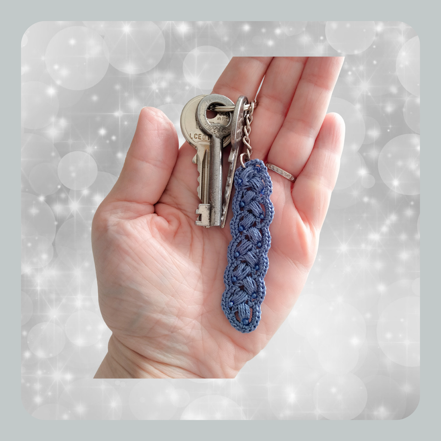 Lavender" key ring - pearly beads