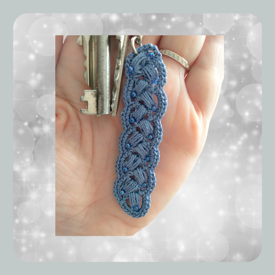 Lavender" key ring - pearly beads