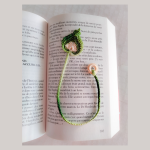 Leaf" bookmarks - Pocket size