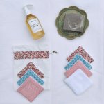 Lingettes démaquillantes lavables avec sa pochette de rangement coordonnée