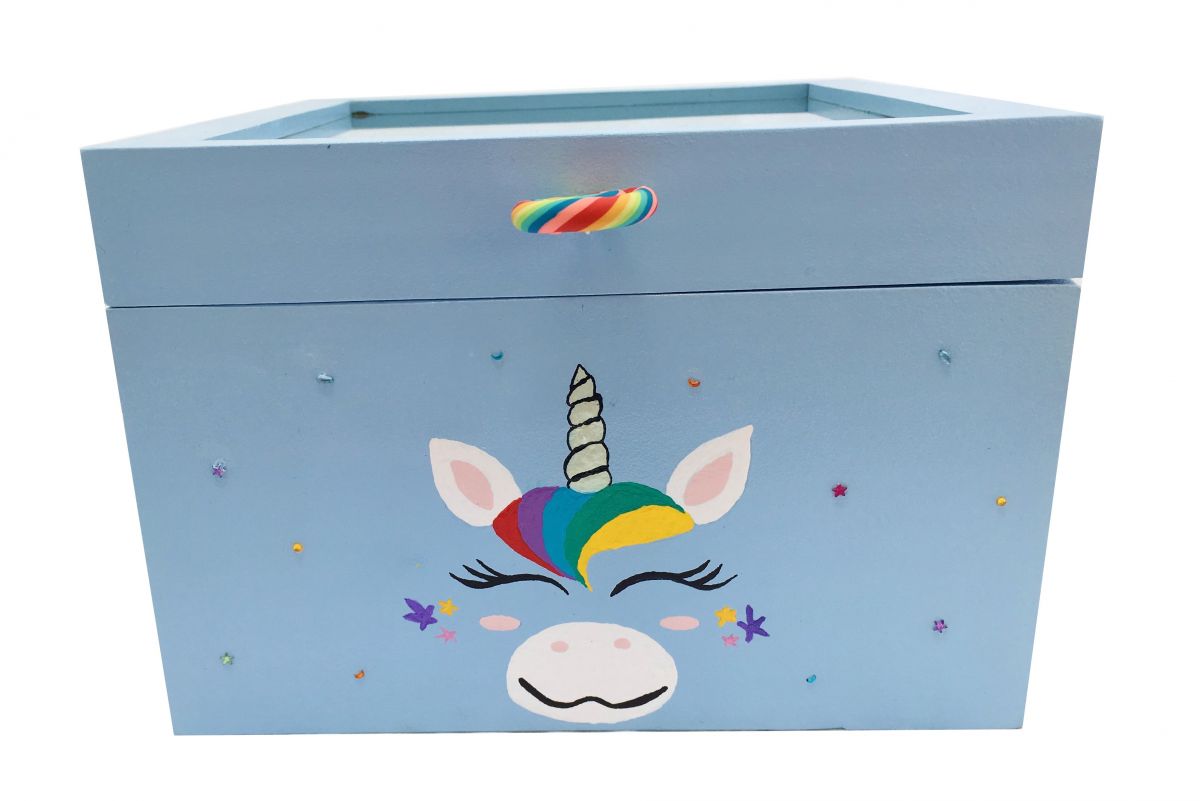 Wooden box and its glass lid. Model : blue unicorn