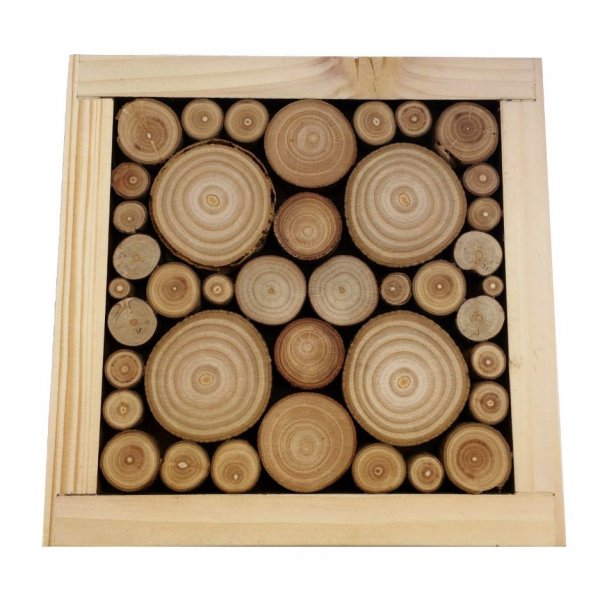 Coaster in laurel / hazelnut wood log, reversible in cup decorated with jacquard heart