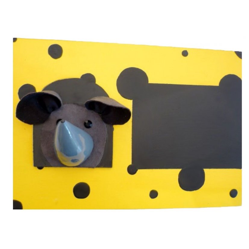 Back to school set made of wood model : mouse, pencil pot and wall coat rack with a peg