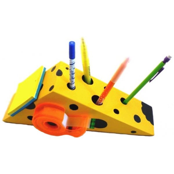 Back to school set made of wood model : mouse, pencil pot and wall coat rack with a peg