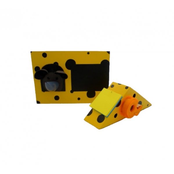 Back to school set made of wood model : mouse, pencil pot and wall coat rack with a peg