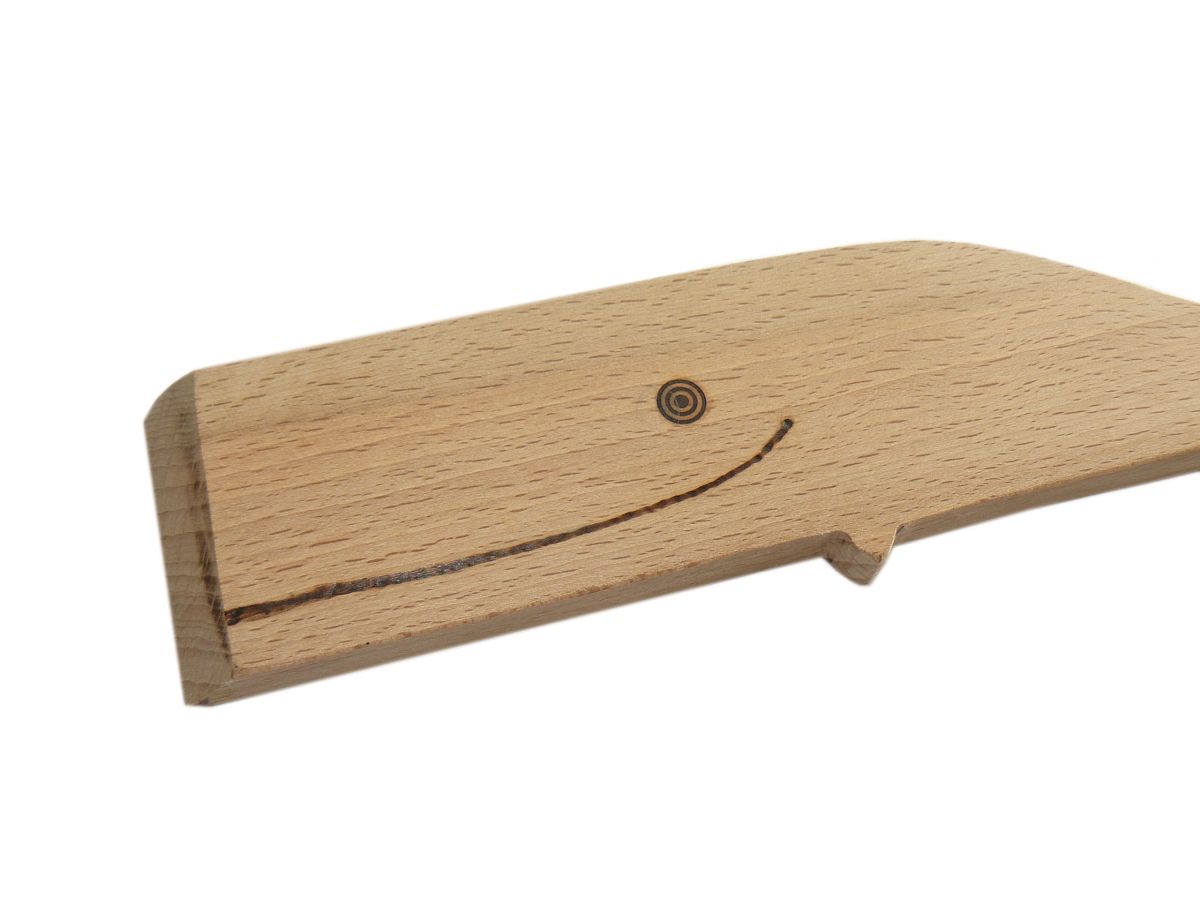 Thick wooden bevelled spatula whale model