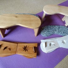 Removable meditation bench in solid wood 