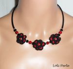 Original necklace with black and red crocheted flowers with crystal and glass beads