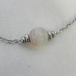 Solitaire necklace with grey agate stone and stainless steel beads